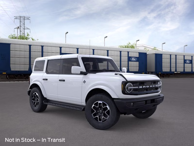 2026 Oxford White Ford Bronco Outer Banks 4X4 SUV