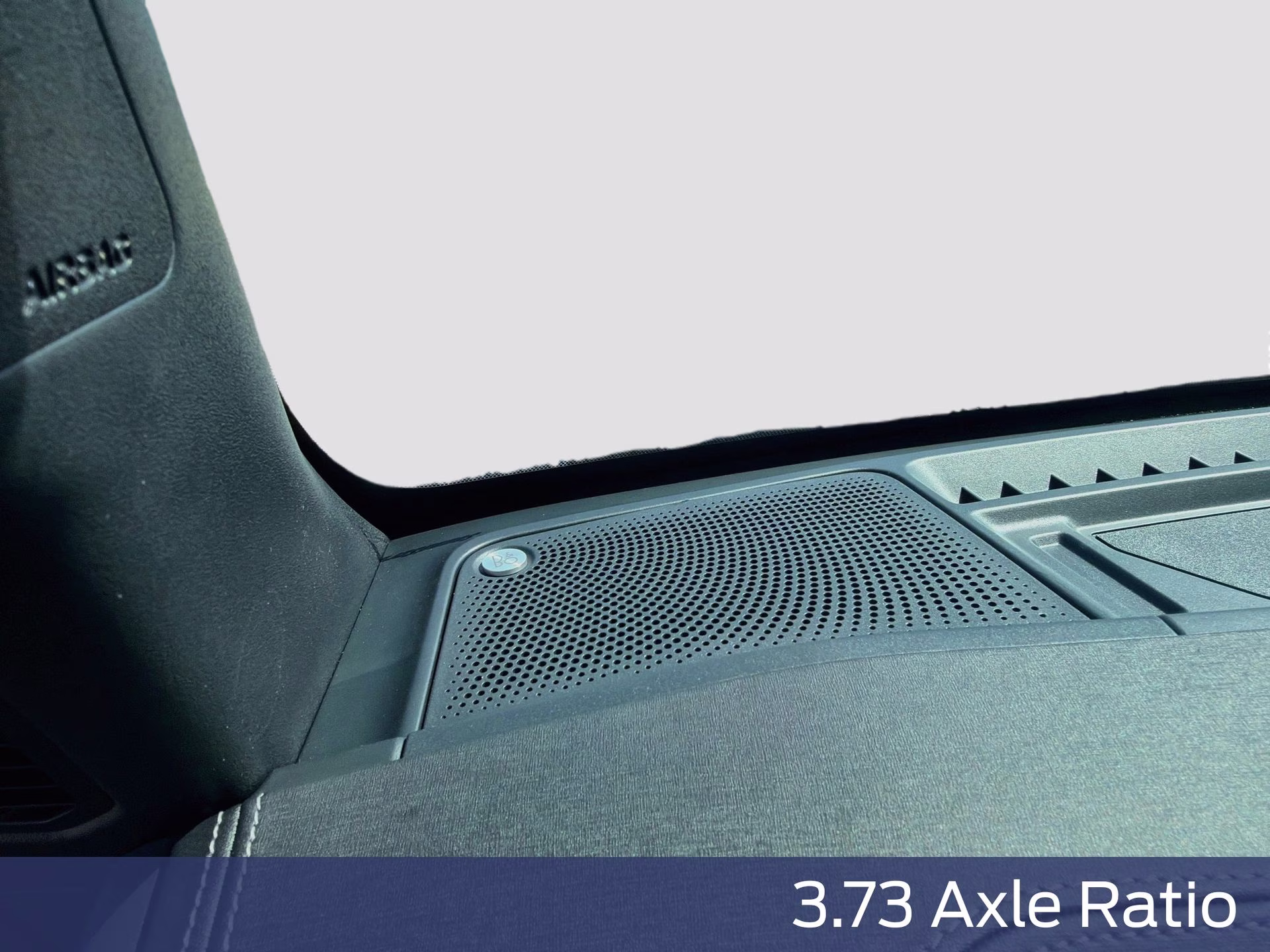 2026 Avalanche Gray Ford Bronco Outer Banks 4X4 SUV
