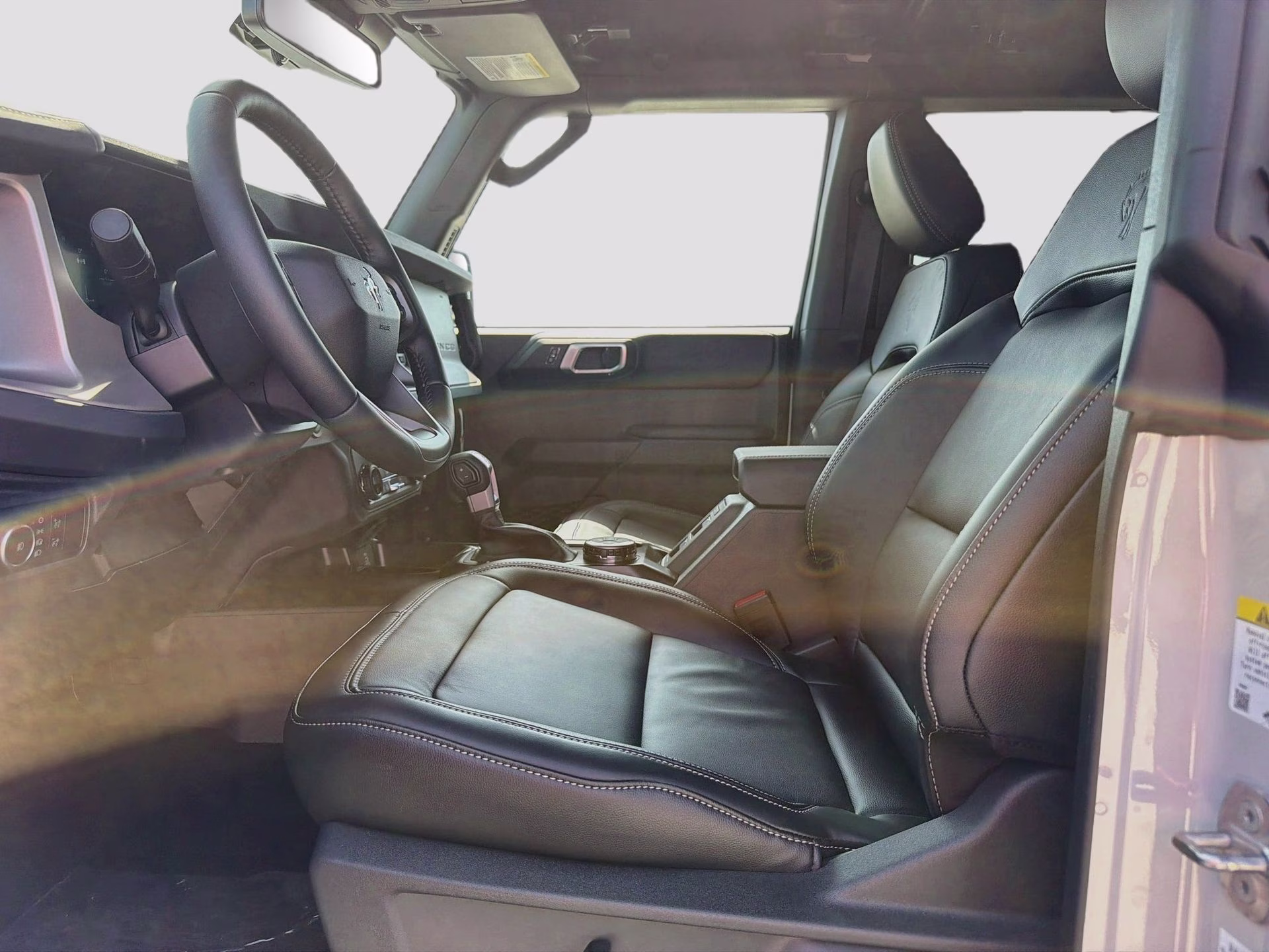 2026 Avalanche Gray Ford Bronco Outer Banks 4X4 SUV