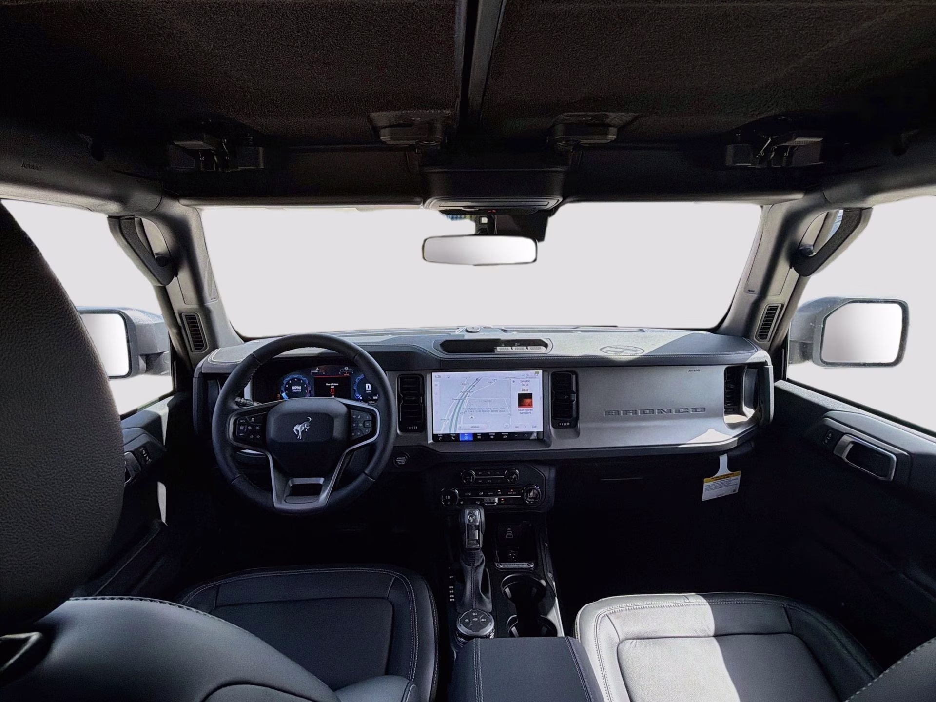 2026 Avalanche Gray Ford Bronco Outer Banks 4X4 SUV