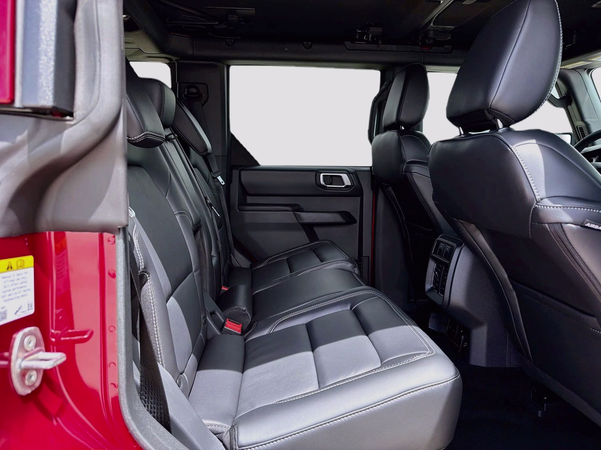 2026 Ruby Red Metallic Tinted Clearcoat Ford Bronco Outer Banks 4X4 SUV