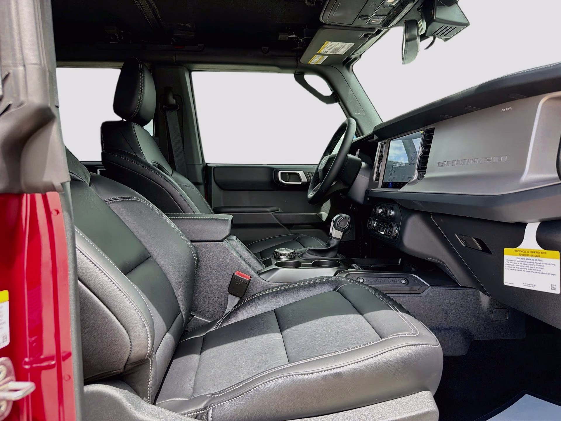 2026 Ruby Red Metallic Tinted Clearcoat Ford Bronco Outer Banks 4X4 SUV