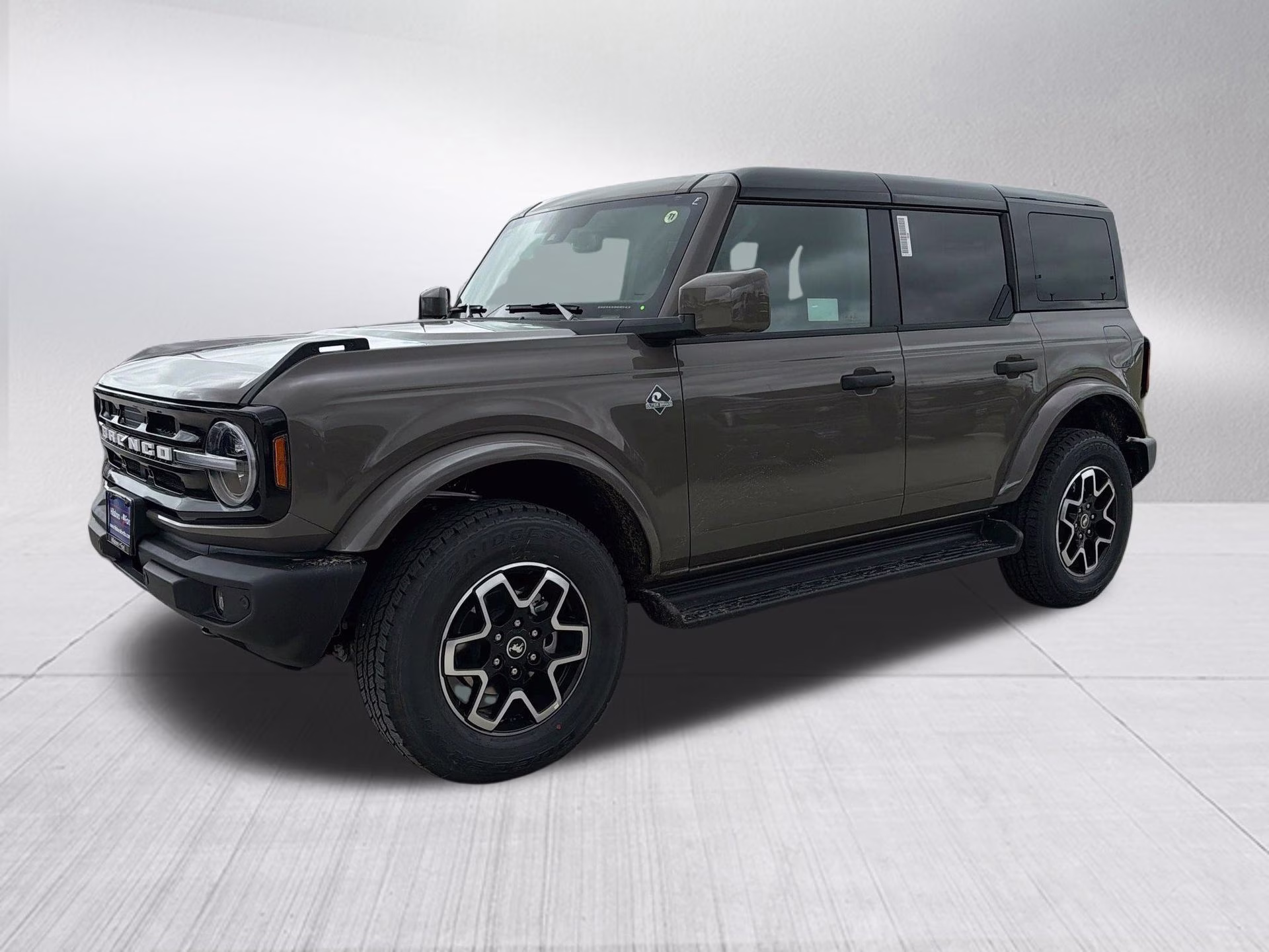 2026 Marsh Gray Ford Bronco Outer Banks 4X4 SUV