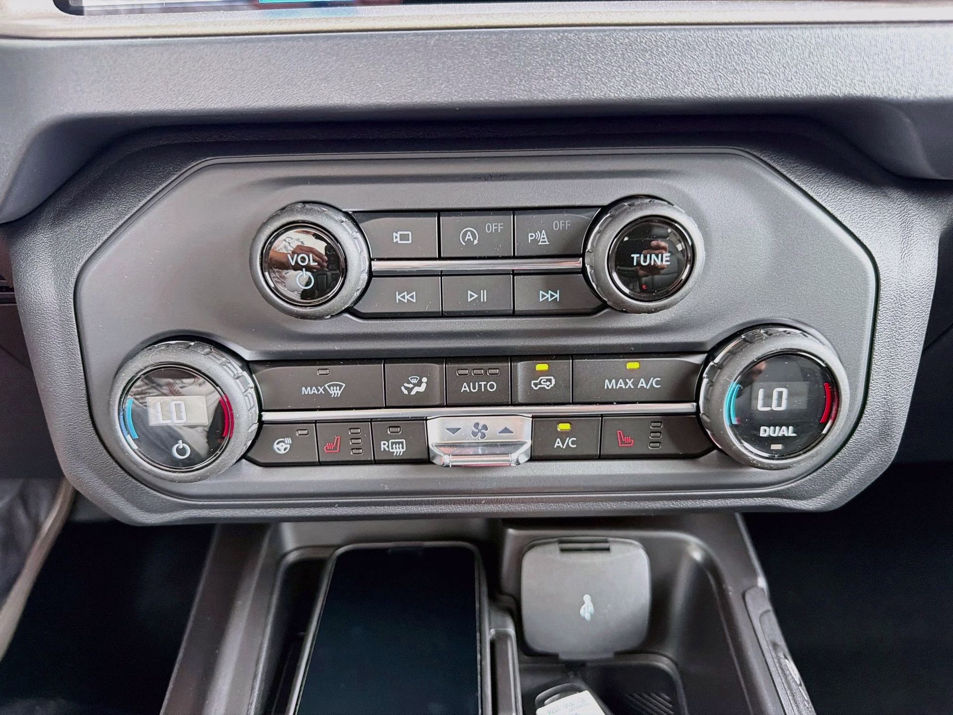 2026 Marsh Gray Ford Bronco Outer Banks 4X4 SUV