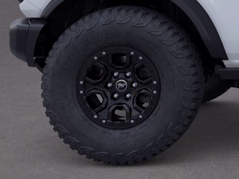 2026 Oxford White Ford Bronco Badlands 4X4 SUV