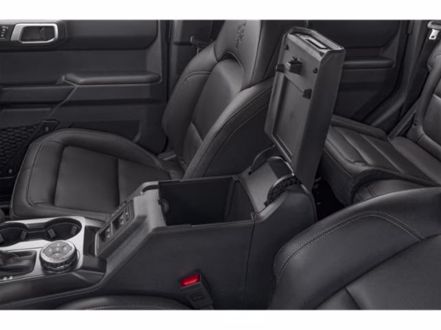 2026 Oxford White Ford Bronco Badlands 4X4 SUV