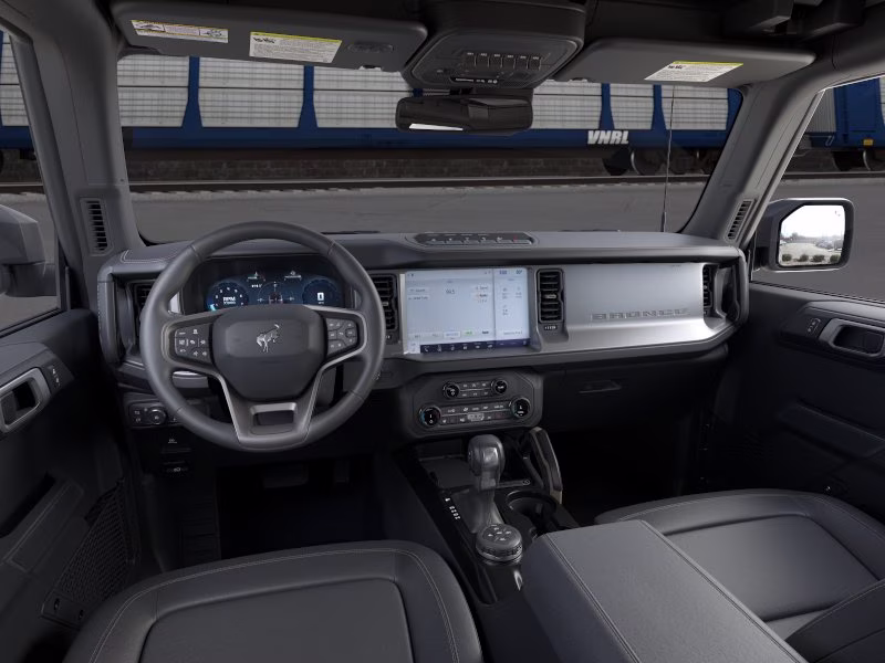 2026 Oxford White Ford Bronco Badlands 4X4 SUV