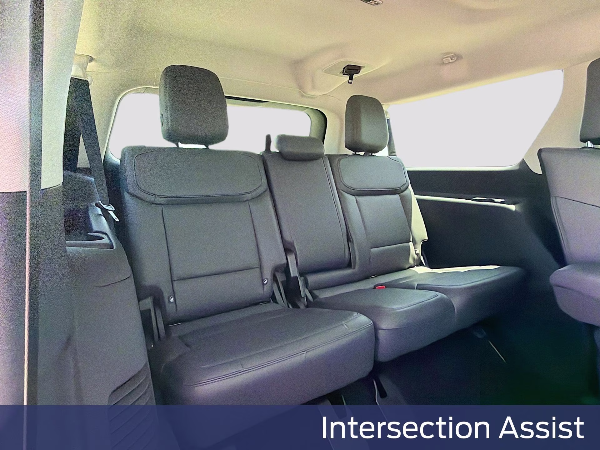 2027 Glacier Gray Metallic Tri-Coat Ford Expedition Max Active RWD SUV