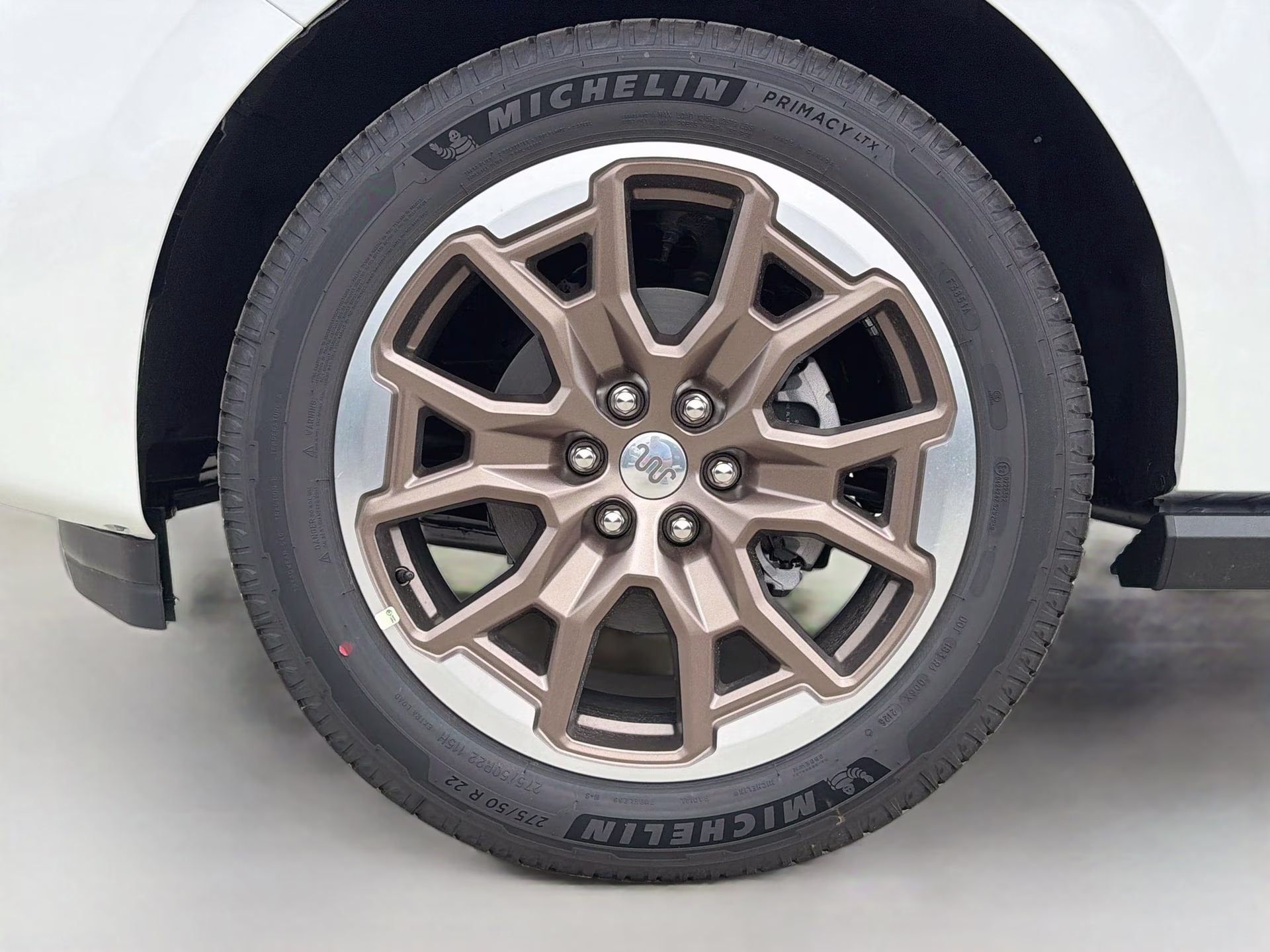 2027 Star White Metallic Tri-Coat Ford Expedition King Ranch 4X4 SUV