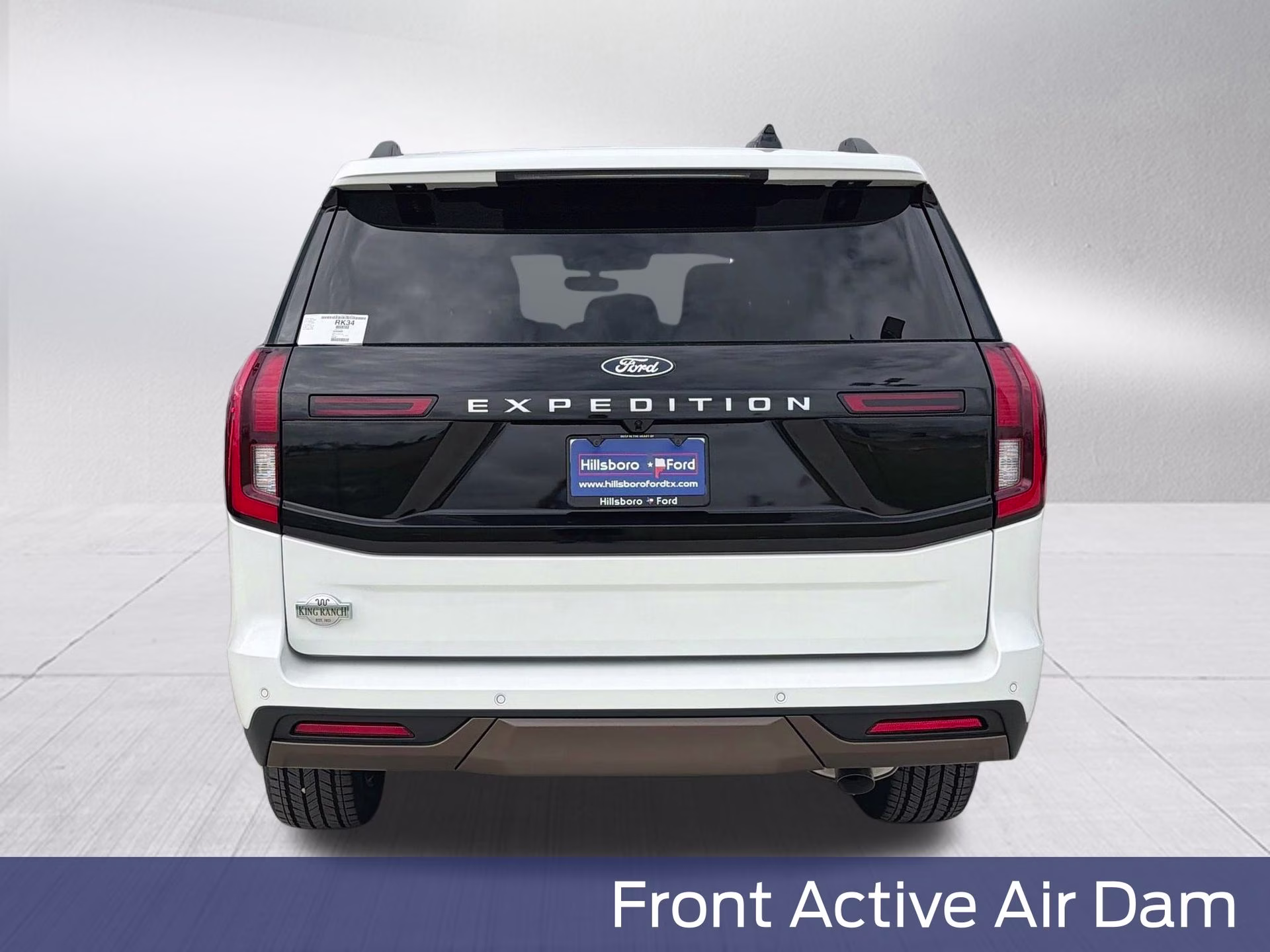 2027 Star White Metallic Tri-Coat Ford Expedition King Ranch 4X4 SUV