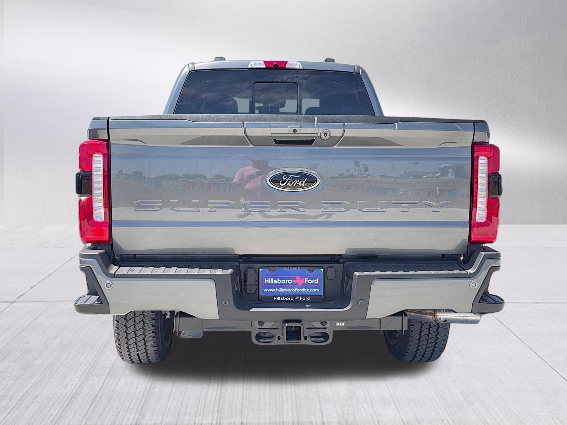 2026 Carbonized Gray Metallic Ford Super Duty F-250 SRW Lariat 4X4 Truck