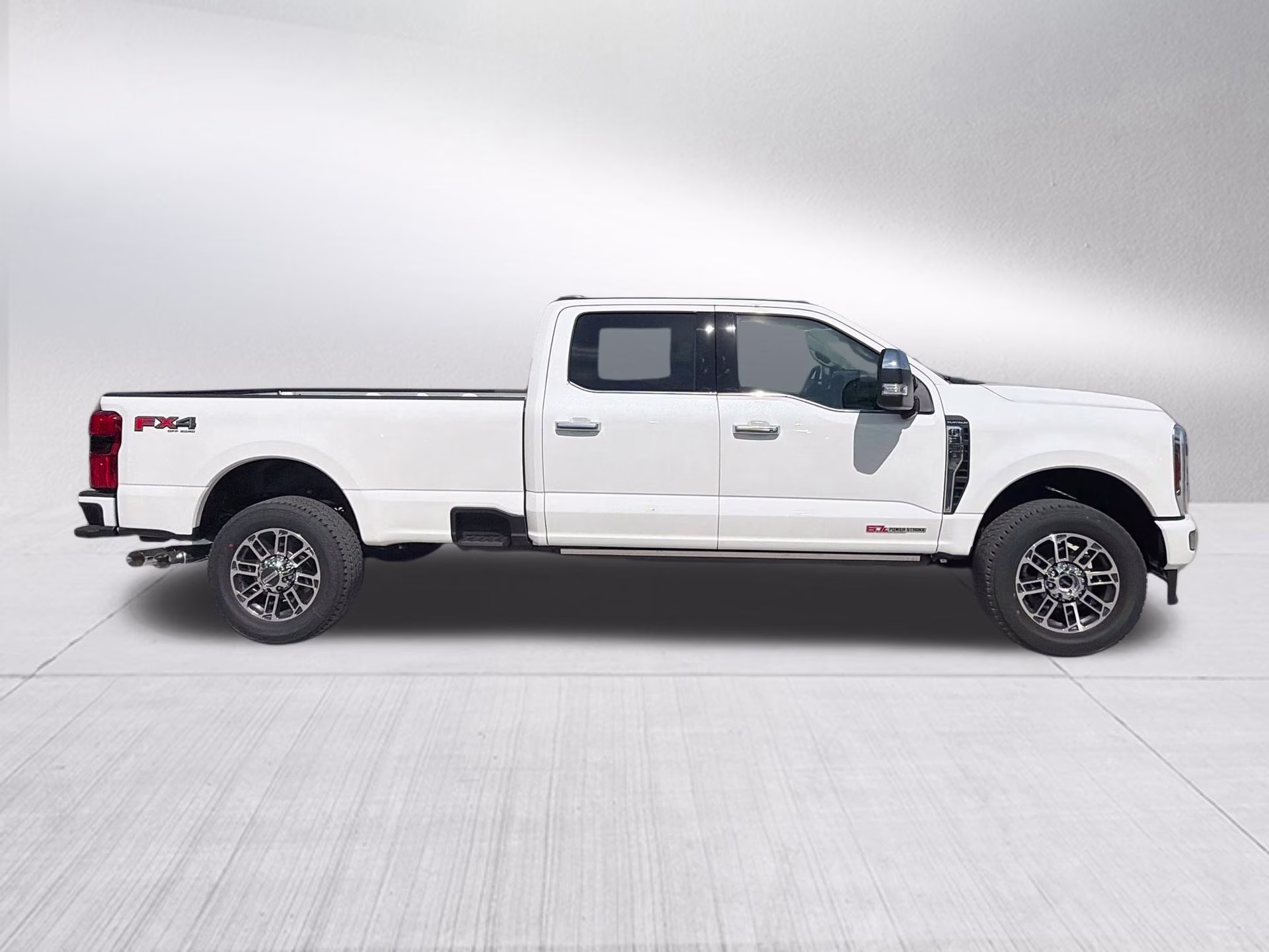 2026 Star White Metallic Tri-Coat Ford Super Duty F-350 SRW 4X4 Truck