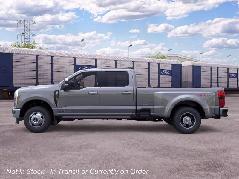 2026 Carbonized Gray Metallic Ford Super Duty F-350 DRW LARIAT 4X4 Truck