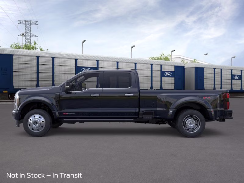 2026 Agate Black Metallic Ford Super Duty F-450 DRW Platinum 4X4 Truck