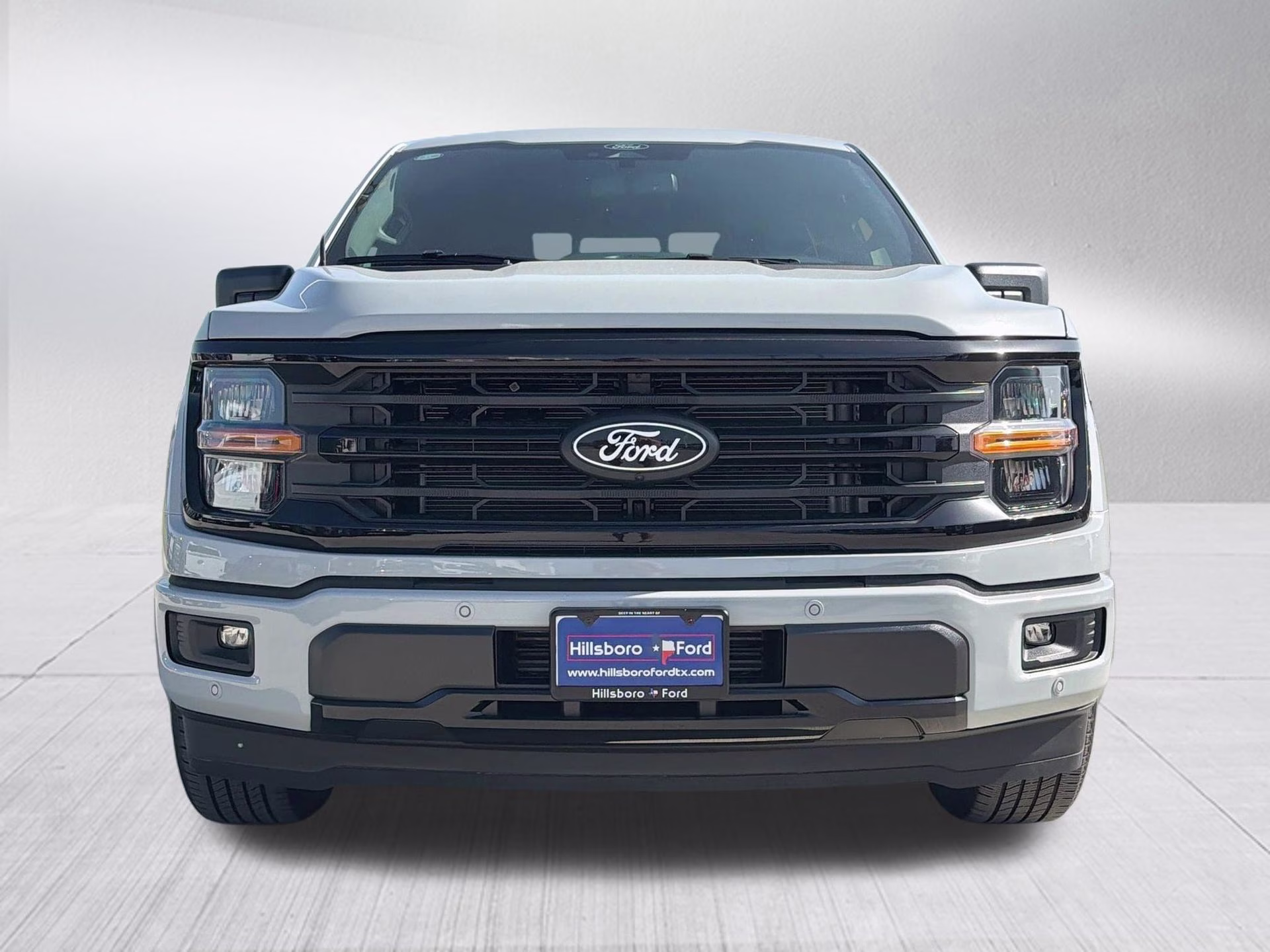 2026 Avalanche Ford F-150 XLT RWD Truck