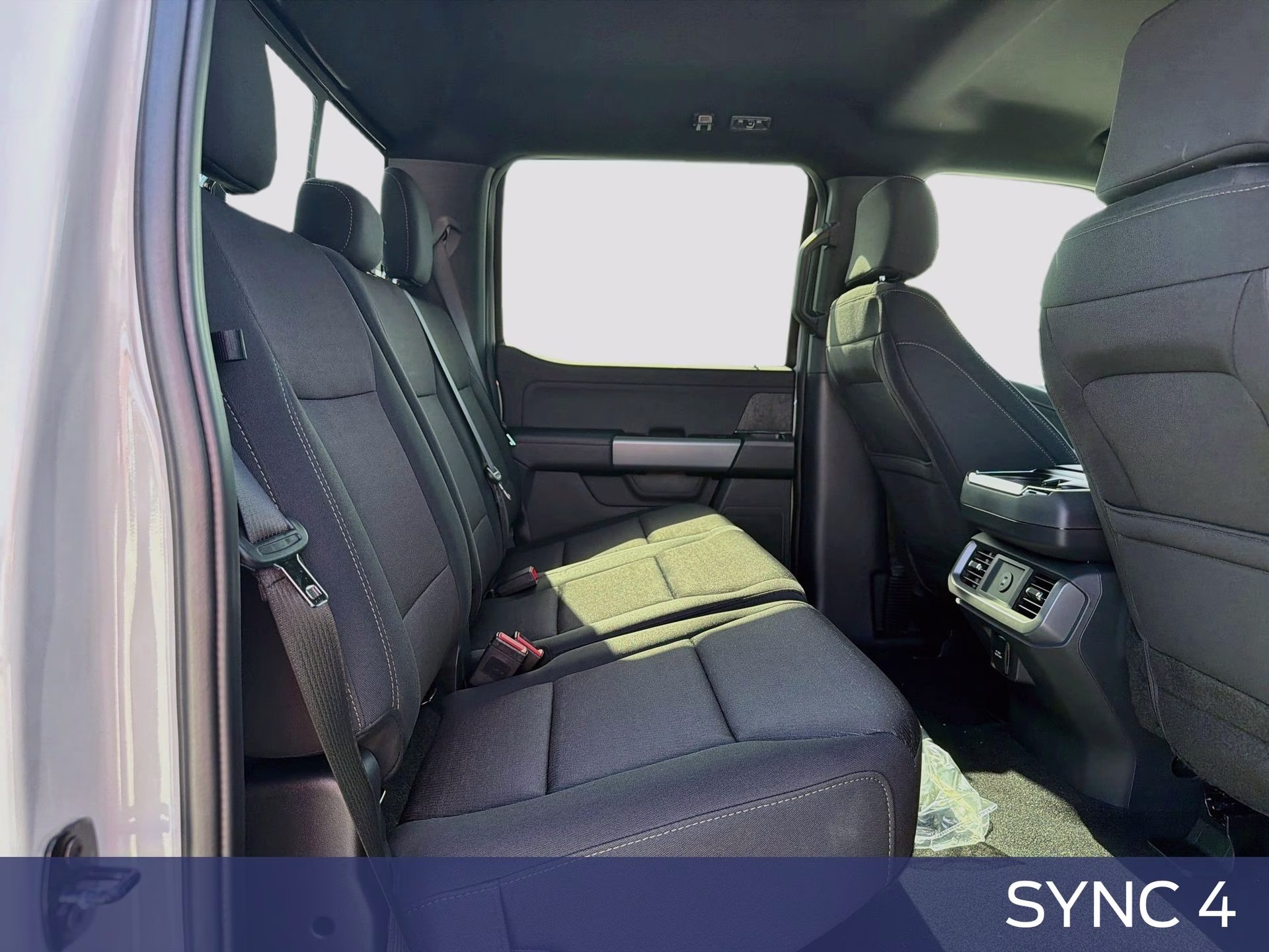 2026 Avalanche Ford F-150 XLT RWD Truck