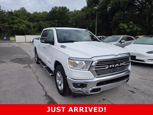 2019 RAM 1500 Big Horn/Lone Star Crew Cab 5'7's photo