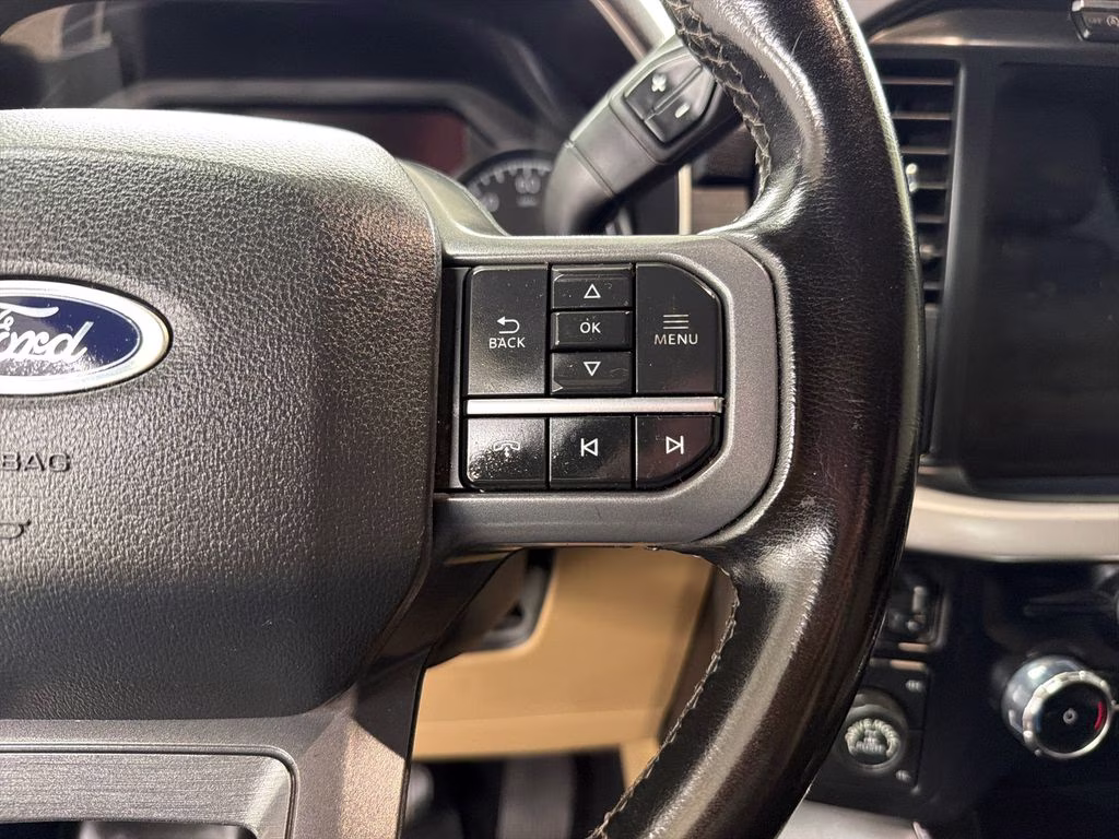 2023 Oxford White Ford F-150 XLT 4X4 Truck