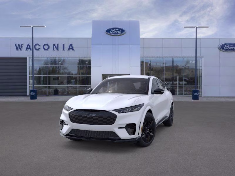 2025 Star White Metallic Tri-Coat Ford Mustang Mach-E GT AWD SUV
