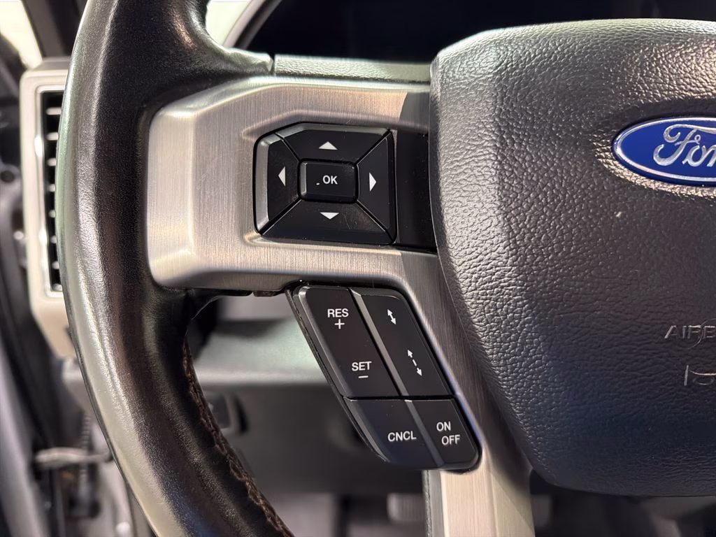 2020 Iconic Silver Metallic Ford F-150 Platinum 4X4 Truck
