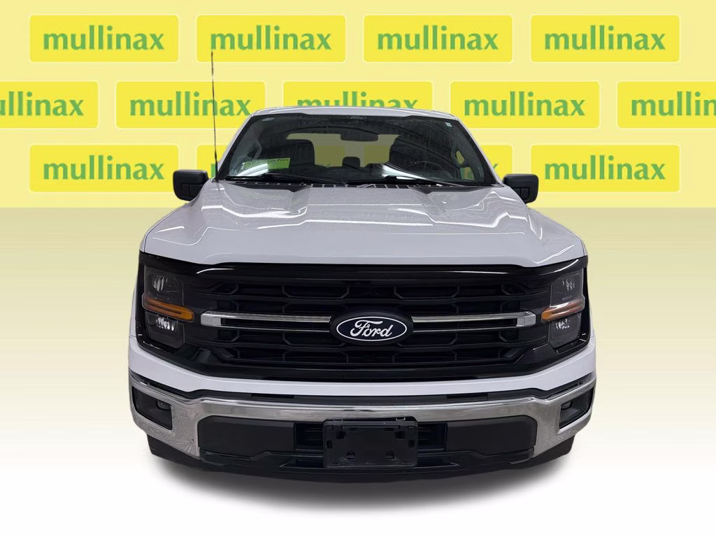 2025 Oxford White Ford F-150 XLT RWD Truck