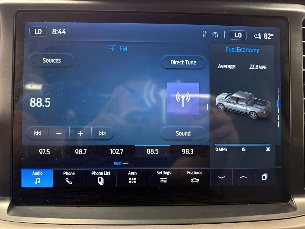 2025 Oxford White Ford F-150 XLT RWD Truck