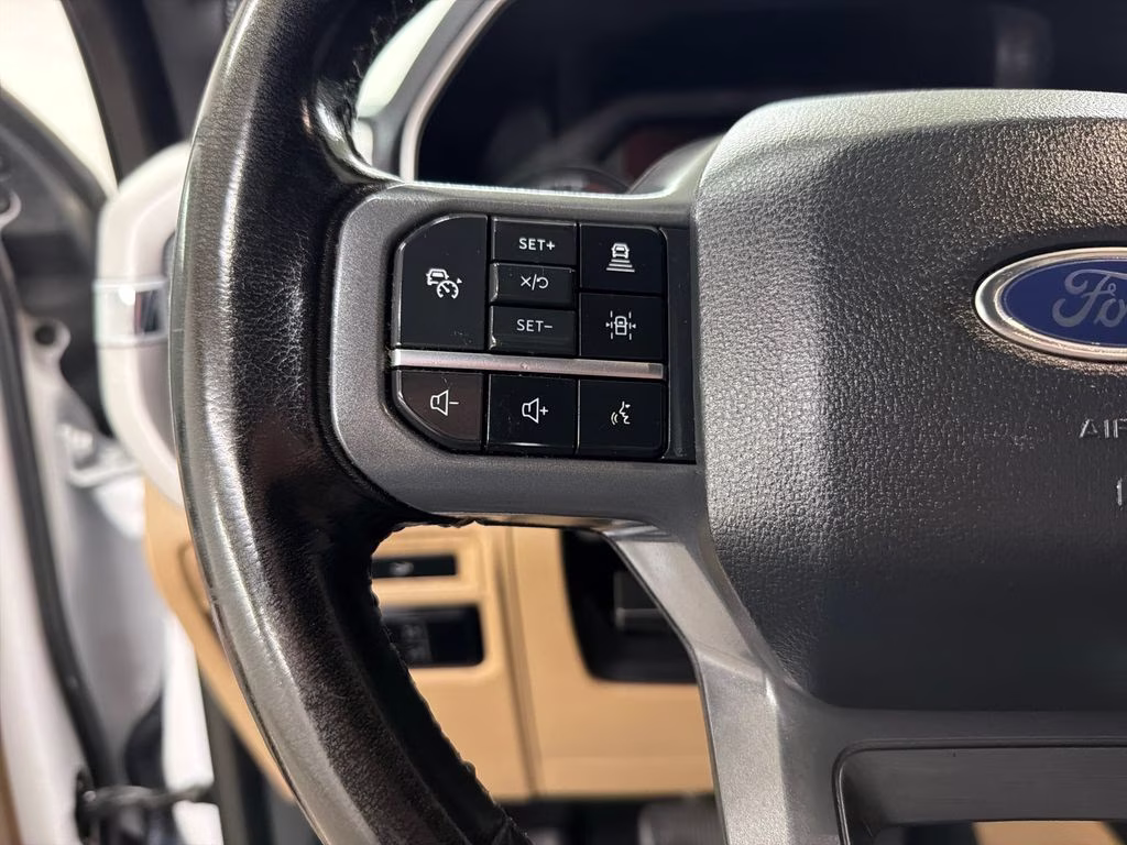 2023 Oxford White Ford F-150 XLT 4X4 Truck
