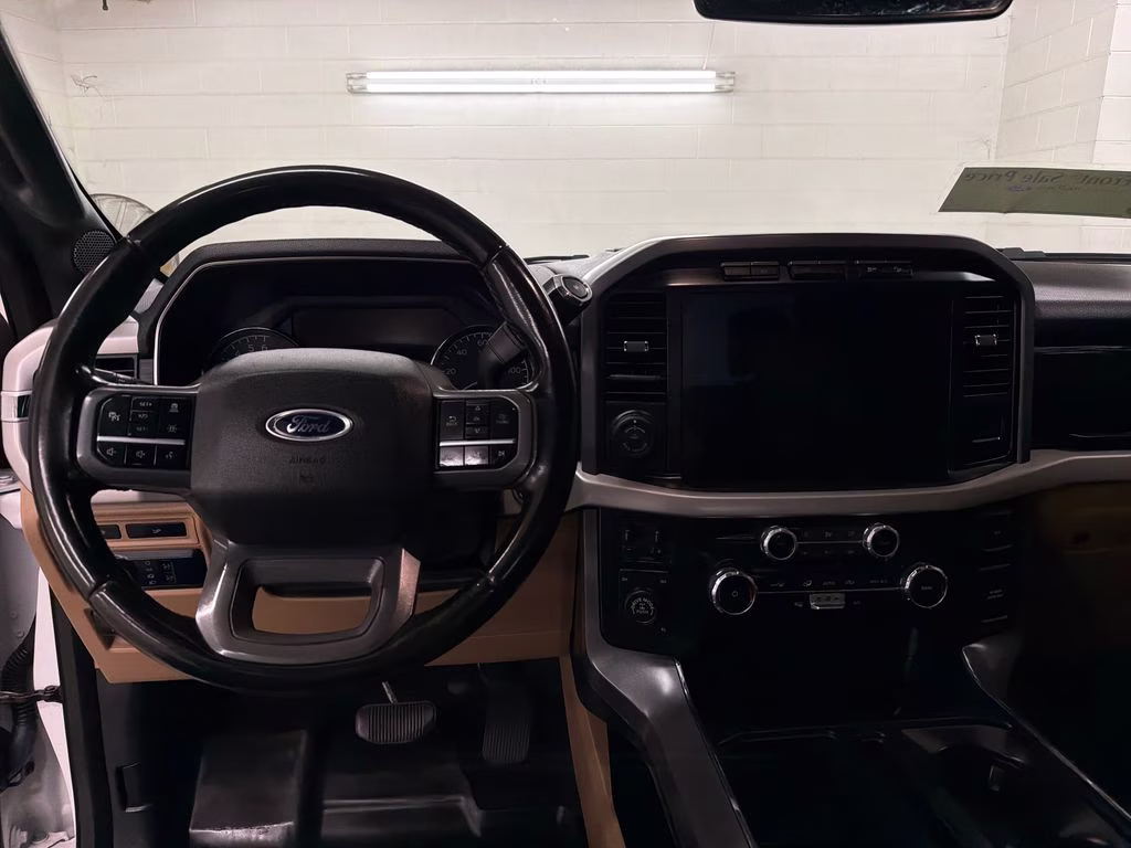 2023 Oxford White Ford F-150 XLT 4X4 Truck