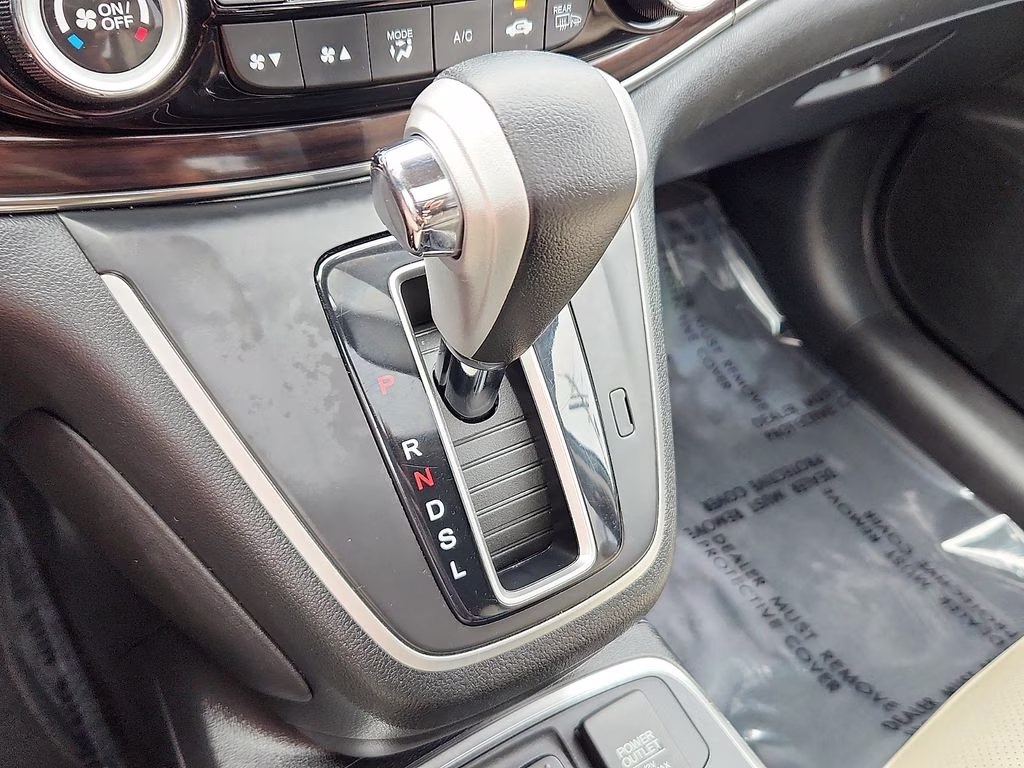 2016 White Diamond Pearl Honda CR-V Touring AWD SUV