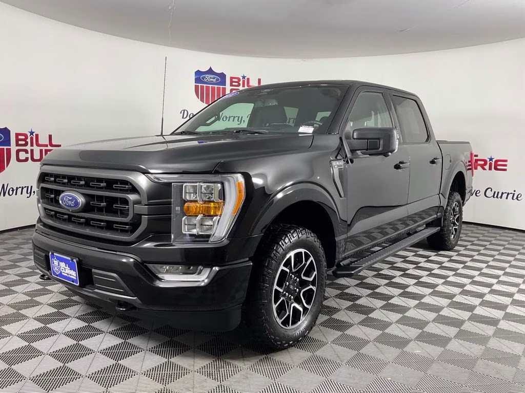 2022 Black Metallic Ford F-150 XLT 4X4 Truck