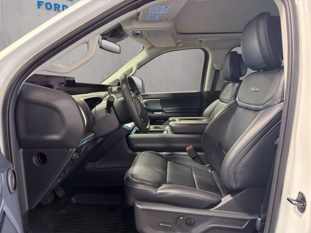 2026 White Metallic Ford Expedition Max Platinum 4X4 SUV