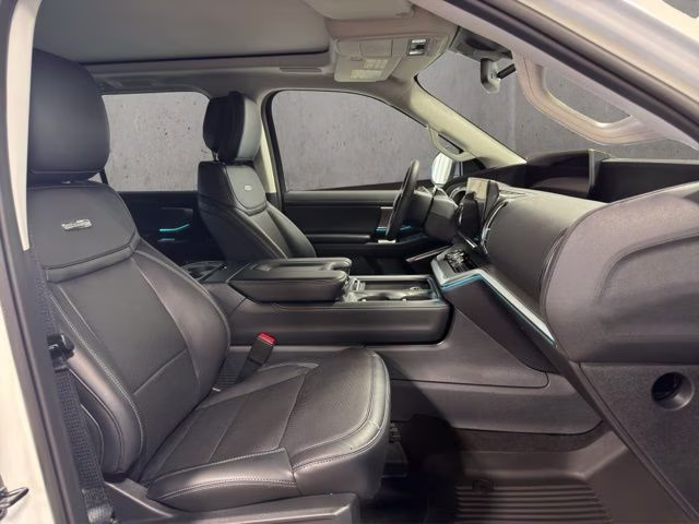 2026 White Metallic Ford Expedition Max Platinum 4X4 SUV