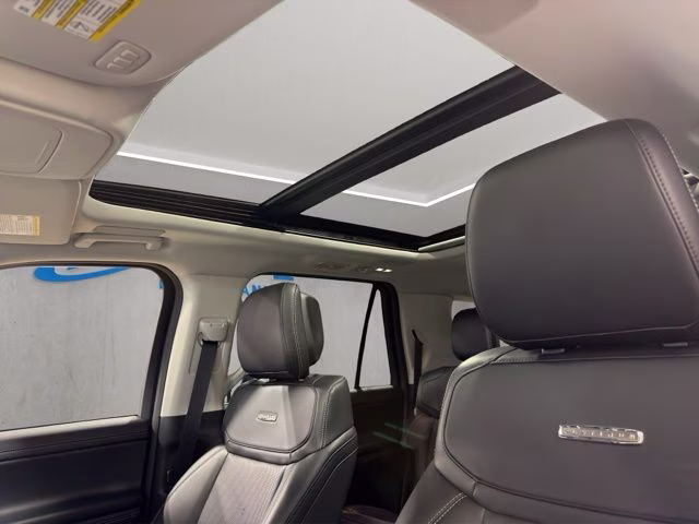 2026 White Metallic Ford Expedition Max Platinum 4X4 SUV