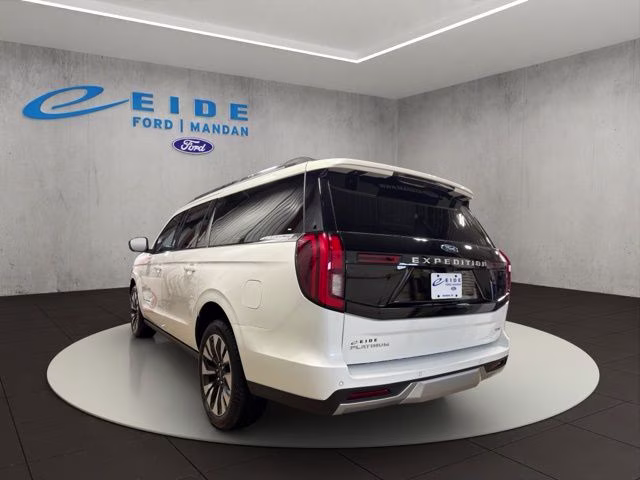 2026 White Metallic Ford Expedition Max Platinum 4X4 SUV