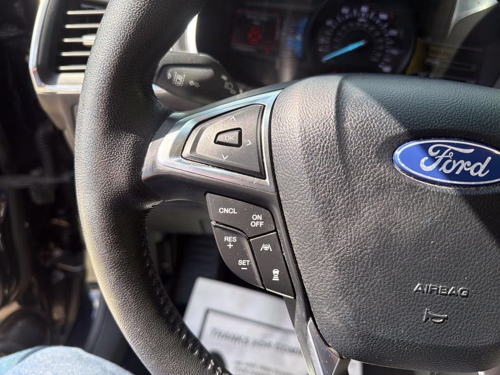 2020 Agate Black Ford Edge Titanium FWD SUV