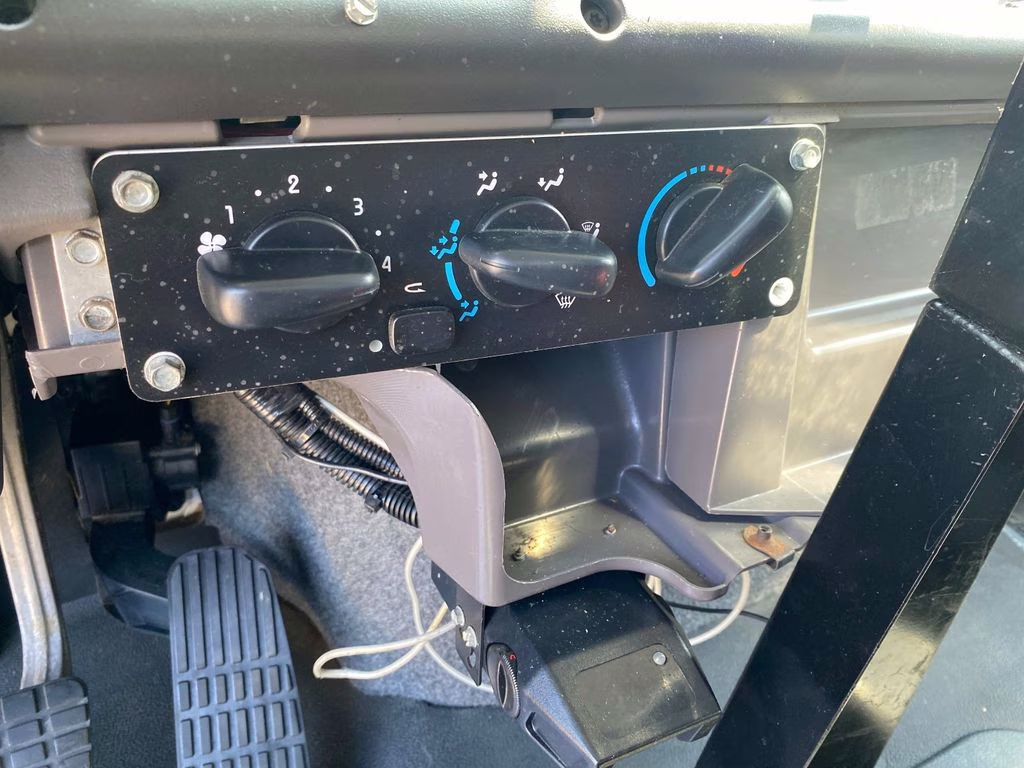 2015 White Freightliner 108SD Bucket Truck