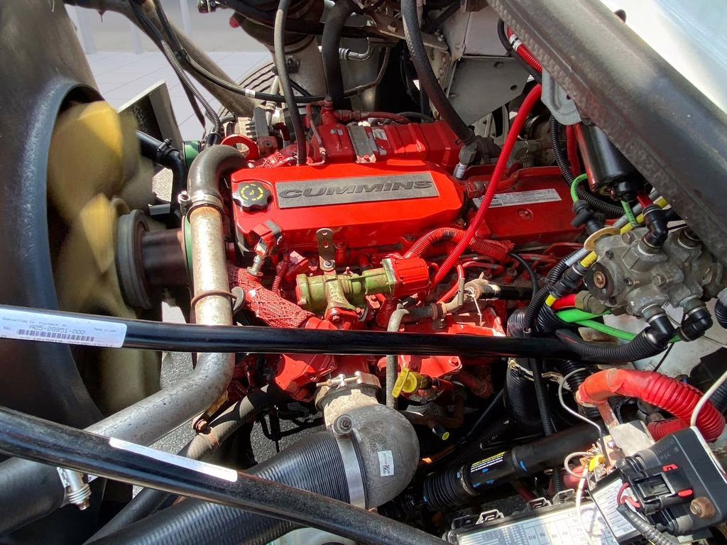 2015 White Freightliner 108SD Bucket Truck