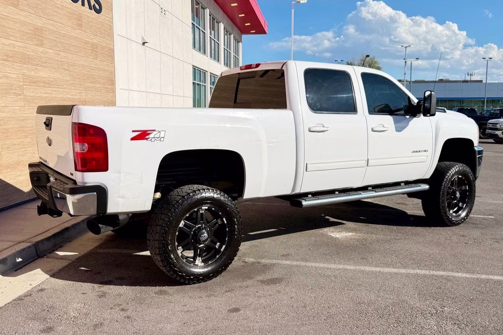 2011 Summit White Chevrolet Silverado 2500HD LTZ 4X4 Truck