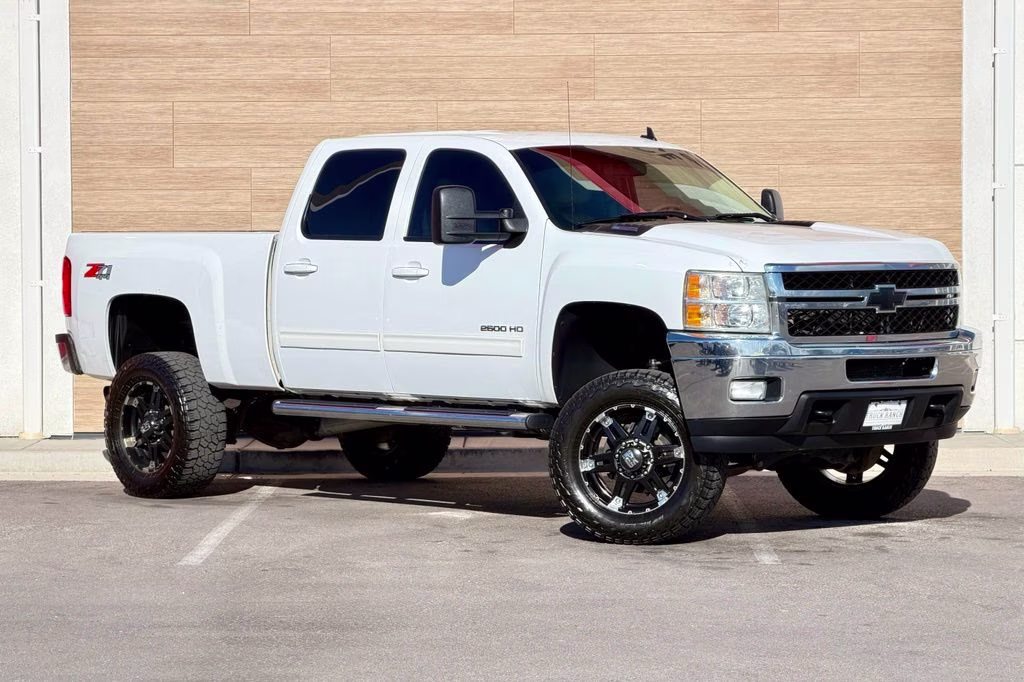 2011 Summit White Chevrolet Silverado 2500HD LTZ 4X4 Truck