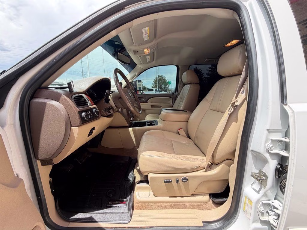 2011 Summit White Chevrolet Silverado 2500HD LTZ 4X4 Truck