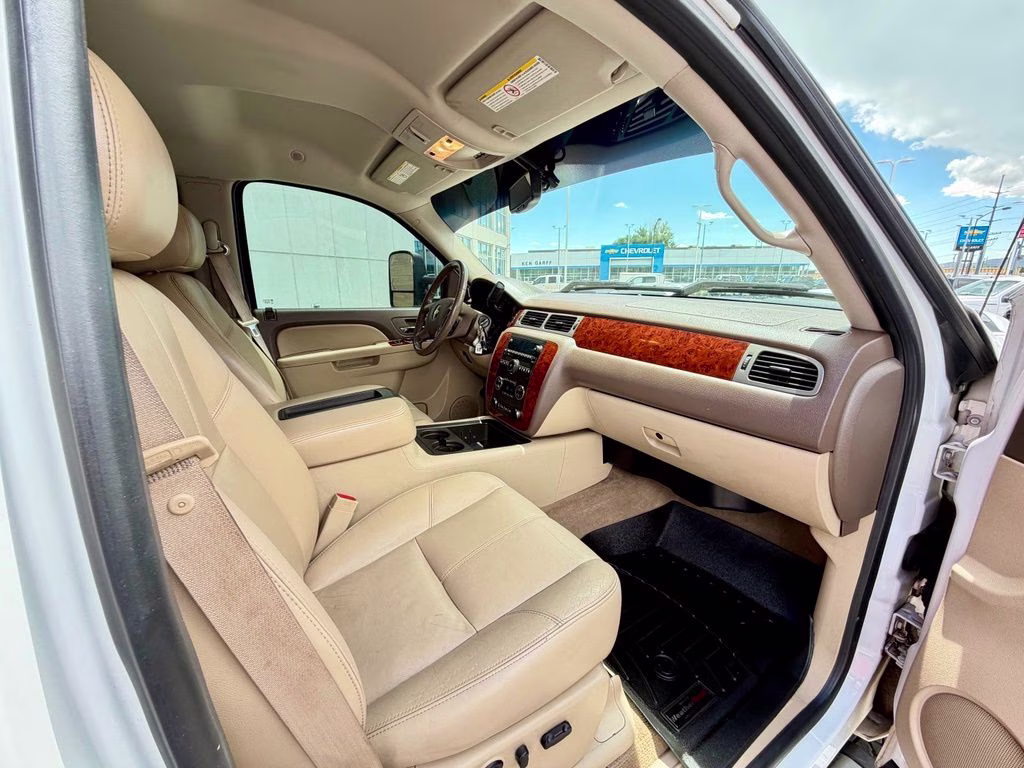 2011 Summit White Chevrolet Silverado 2500HD LTZ 4X4 Truck