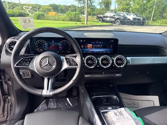 2026 Mountain Grey Metallic Mercedes-Benz GLB GLB 250 FWD SUV