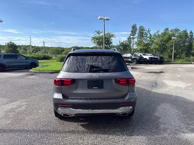 2026 Mountain Grey Metallic Mercedes-Benz GLB GLB 250 FWD SUV