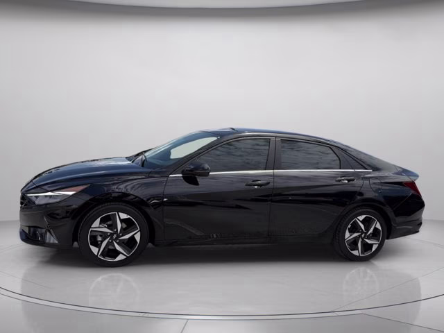 2023 Phantom Black Hyundai Elantra Limited FWD Sedan