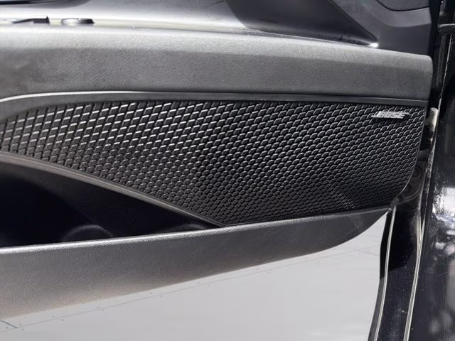 2023 Phantom Black Hyundai Elantra Limited FWD Sedan