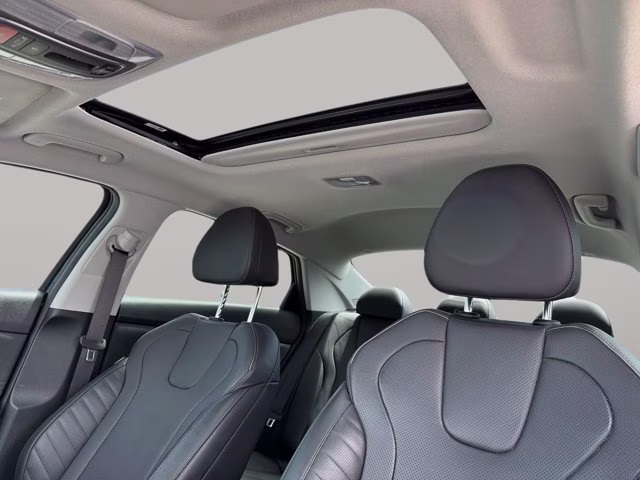 2023 Phantom Black Hyundai Elantra Limited FWD Sedan