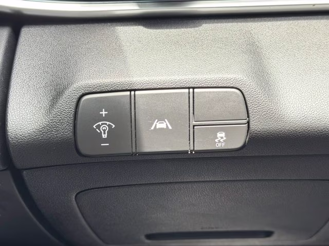 2023 Phantom Black Hyundai Elantra Limited FWD Sedan