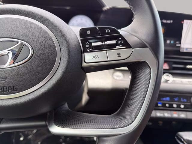 2023 Phantom Black Hyundai Elantra Limited FWD Sedan