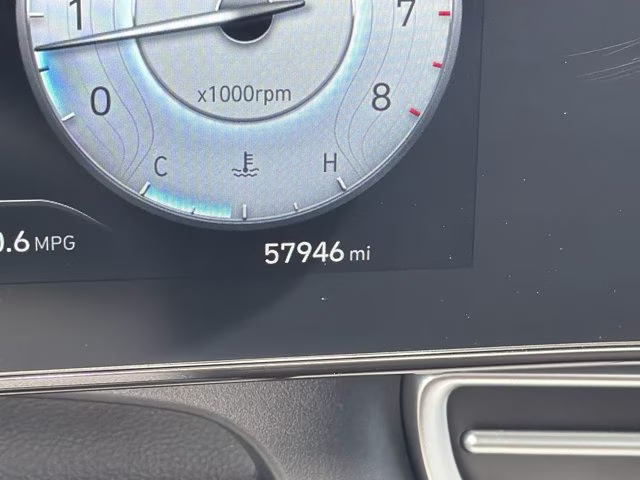 2023 Phantom Black Hyundai Elantra Limited FWD Sedan