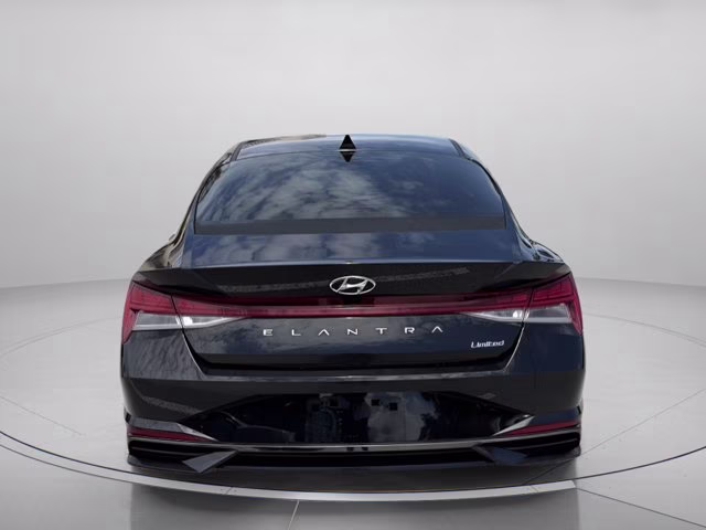 2023 Phantom Black Hyundai Elantra Limited FWD Sedan
